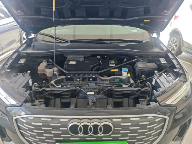 Audi Q4 e-tron — Фото автомобиля 19