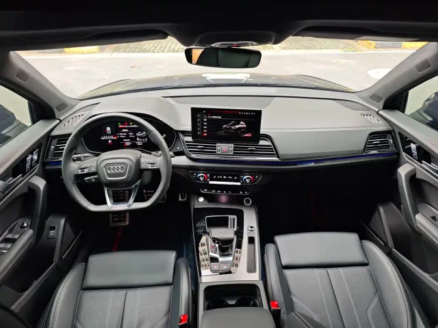 Audi Q5L — Фото автомобиля 4