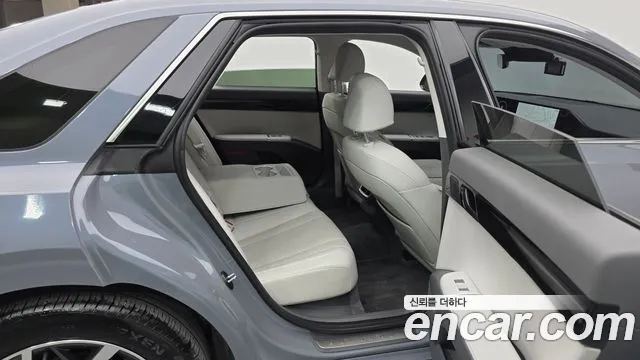 Hyundai Grandeur GN7 — Фото автомобиля 11
