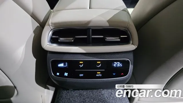 Genesis G80 RG3 — Фото автомобиля 30