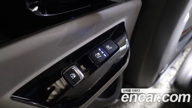 Kia Carnival 4th Gen — Фото автомобиля 25