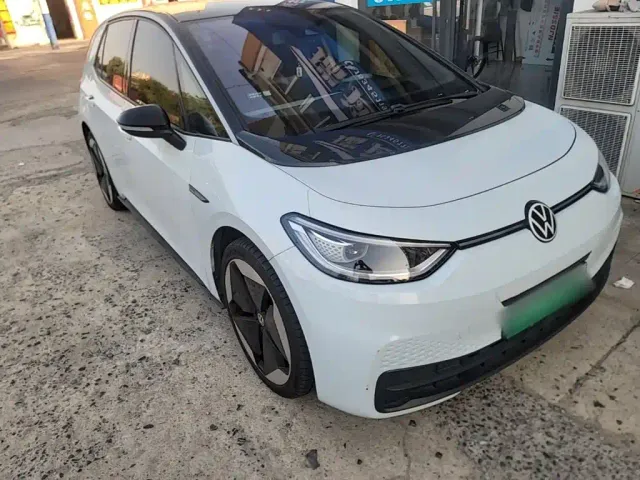 Volkswagen ID.3 — Фото автомобиля 3