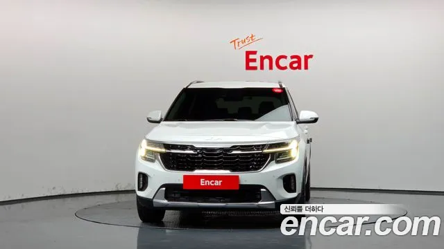 Kia Seltos — Фото автомобиля 3