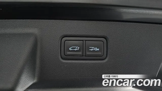 Hyundai Staria Staria 4WD Tourer 11 мест — Фото автомобиля 20