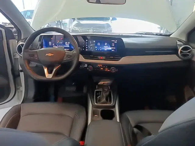Chevrolet Monza — Фото автомобиля 9