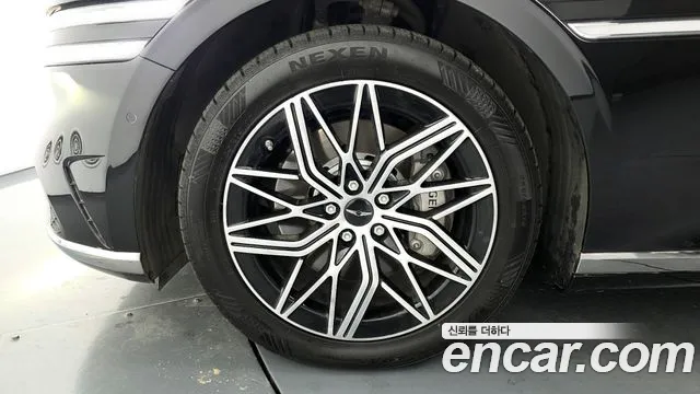 Genesis G90 Бензин 3.5 турбо AWD — Фото автомобиля 5