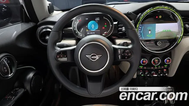 Mini Cooper — Фото автомобиля 13