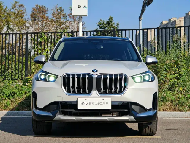 BMW X1 — Фото автомобиля 3