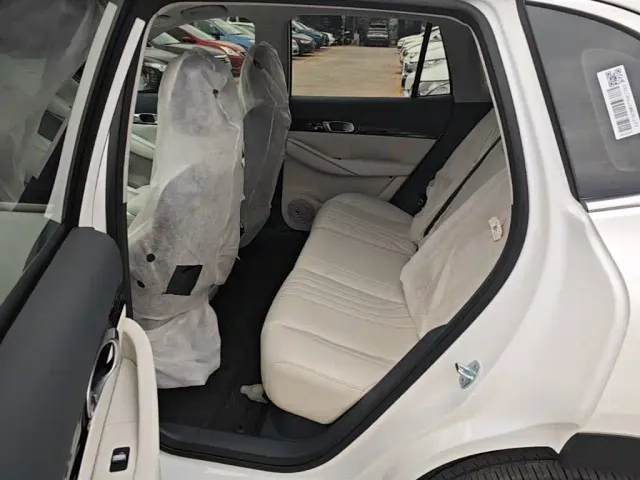 Geely Galaxy E5 — Фото автомобиля 16