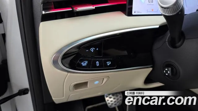 Genesis GV70 2.5T Бензин 2WD — Фото автомобиля 24