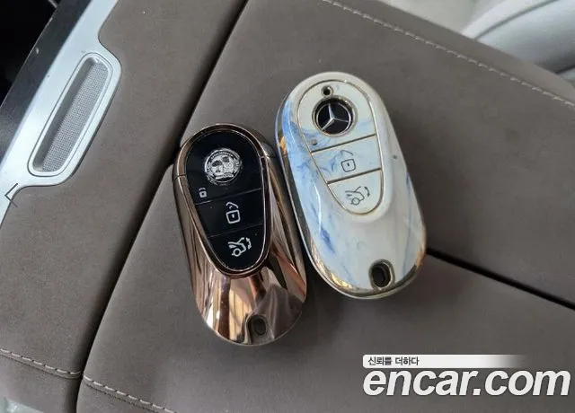 Mercedes-Benz EQS — Фото автомобиля 11