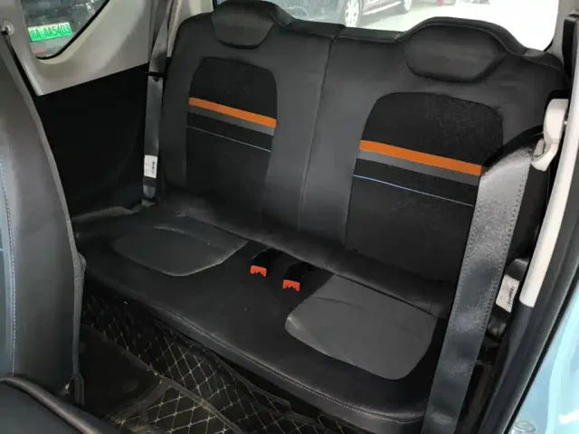 Wuling Hongguang Mini EV — Фото автомобиля 16