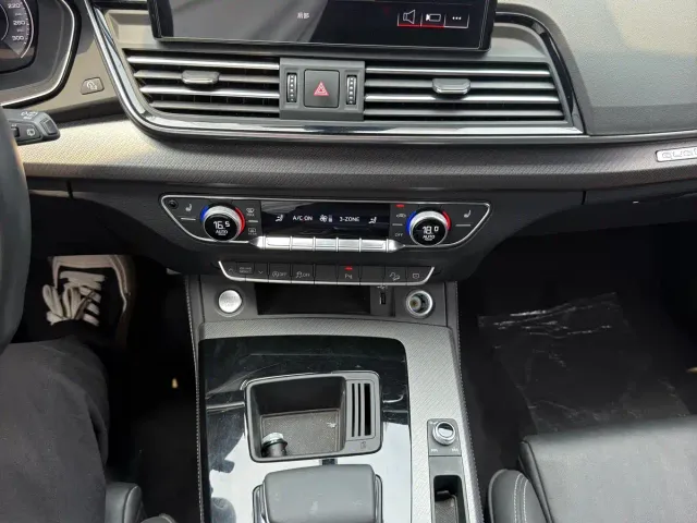 Audi Q5L — Фото автомобиля 14