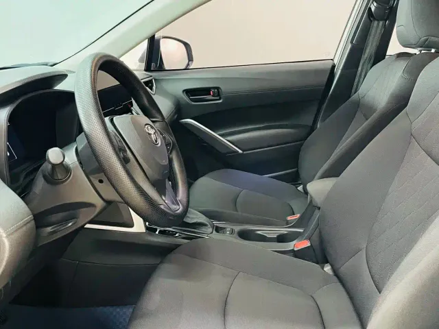 Toyota Corolla Cross — Фото автомобиля 5