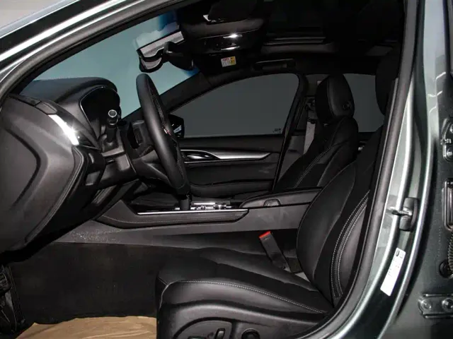 Cadillac CT5 — Фото автомобиля 23