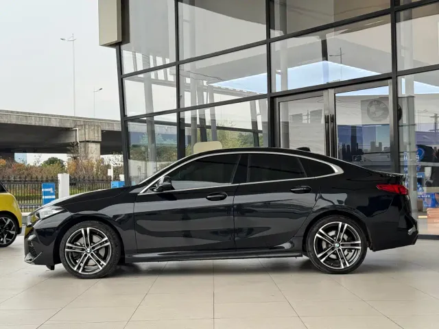 BMW 2 Series — Фото автомобиля 4