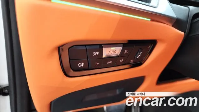 BMW M4 — Фото автомобиля 27