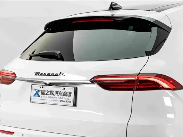 Maserati Grecale — Фото автомобиля 8