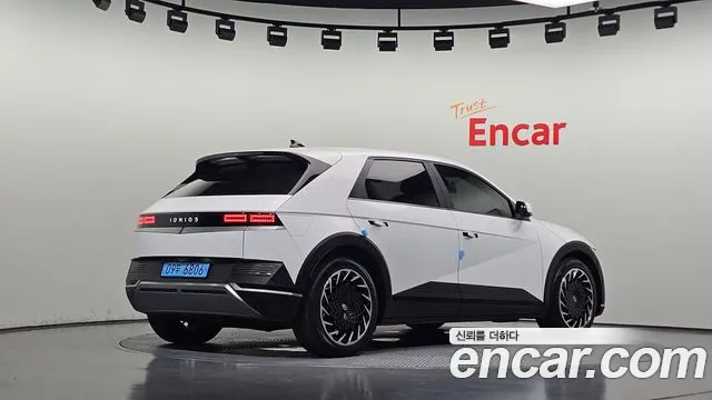 Hyundai Ioniq5 — Фото автомобиля 2