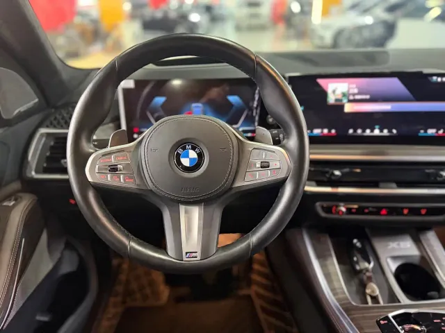 BMW X5 — Фото автомобиля 4