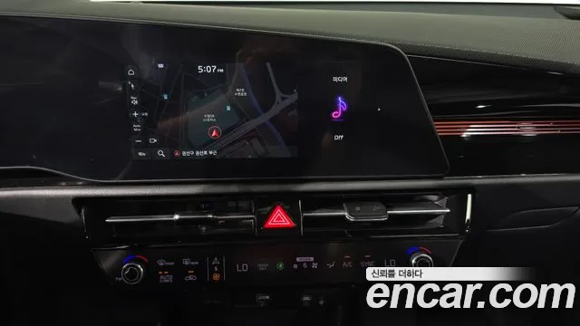 Kia Niro — Фото автомобиля 12