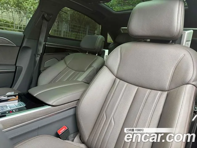Audi A8 D5 — Фото автомобиля 12