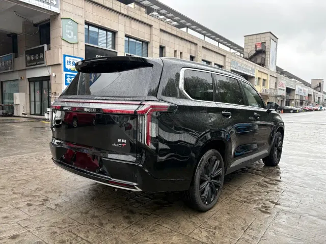 Exeed VX — Фото автомобиля 4
