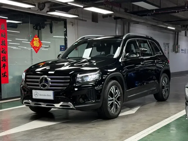 Фотография автомобиля — Mercedes-Benz GLB-Class