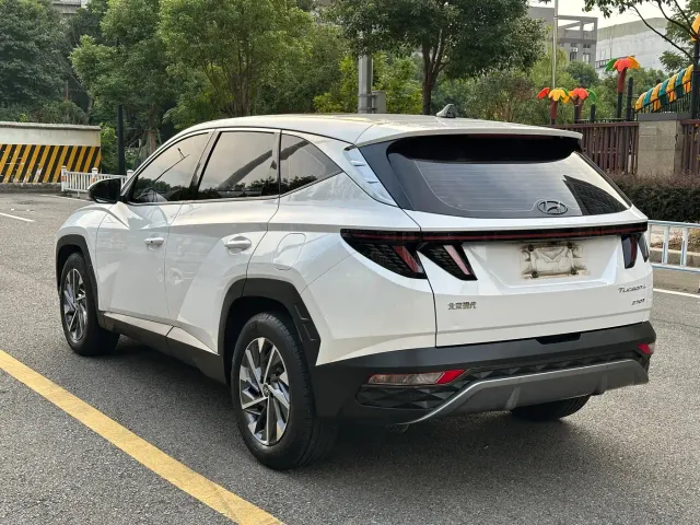 Hyundai Tucson — Фото автомобиля 7