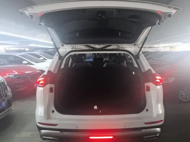 Haval H6 — Фото автомобиля 18