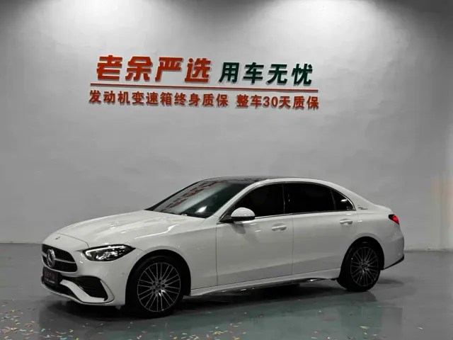 Фотография автомобиля — Mercedes-Benz C-Class