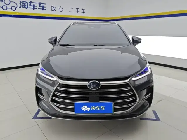 BYD Tang — Фото автомобиля 2