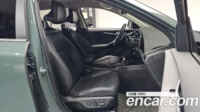 Kia Niro The All New — Фото автомобиля 16