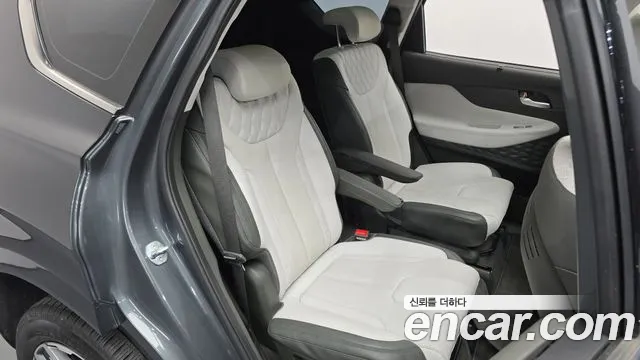 Hyundai Santafe — Фото автомобиля 22