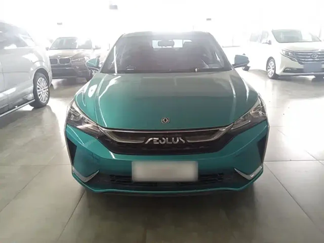Dongfeng Aeolus Yixuan 2021 230T Auto Shadow Chaser Edition — Фото автомобиля 2