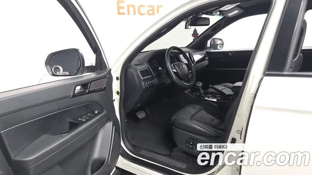 KG_Mobility_Ssangyong Rexton Новый Rexton Sport Khan Дизель 2.2 4WD — Фото автомобиля 10