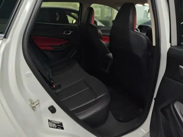 Changan CS55 Plus — Фото автомобиля 13