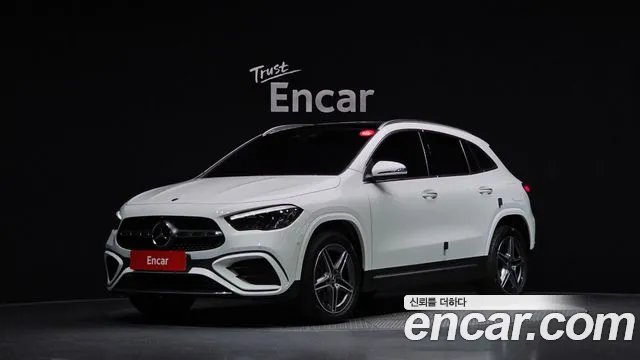 Фотография автомобиля — Mercedes-Benz GLA-Class H247