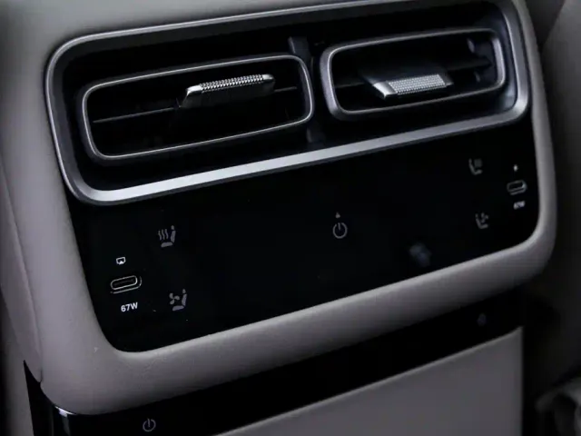 Li Auto i6 — Фото автомобиля 16