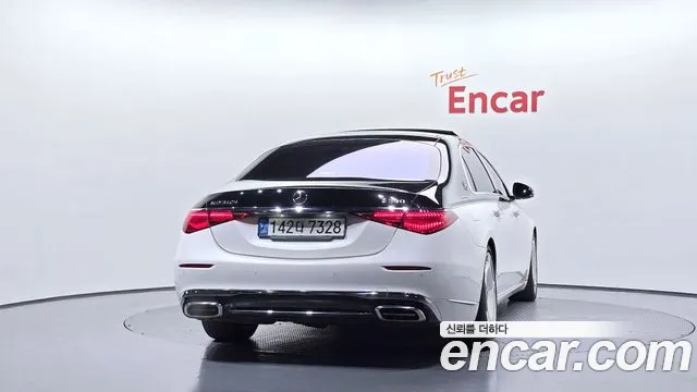 Mercedes-Benz S-Class — Фото автомобиля 4