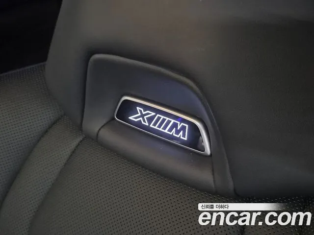 BMW XM — Фото автомобиля 16