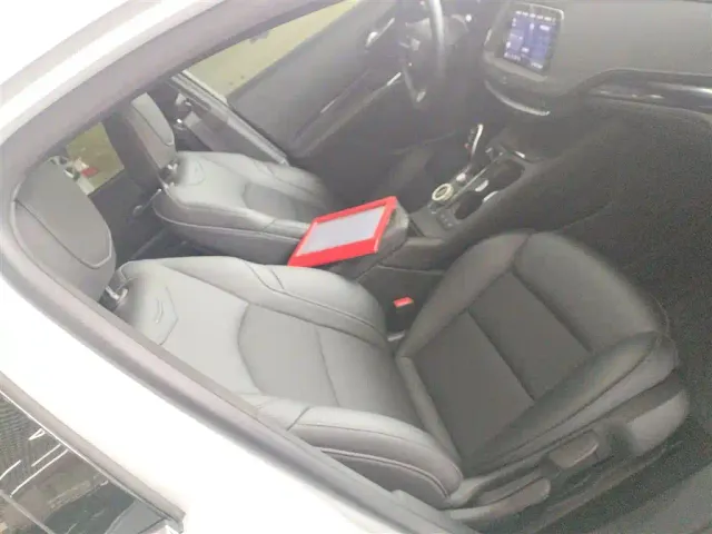 Cadillac XT4 — Фото автомобиля 3