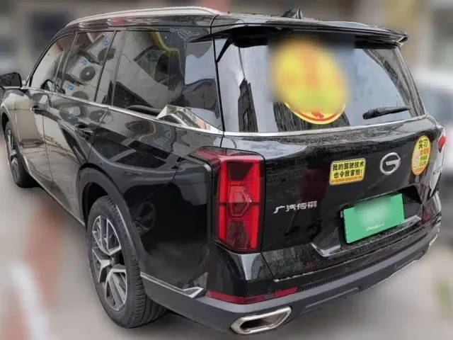 GAC Trumpchi GS8 — Фото автомобиля 24