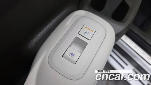 Hyundai Santafe Santa Fe (MX5) Бензин 2.5T 4WD — Фото автомобиля 19