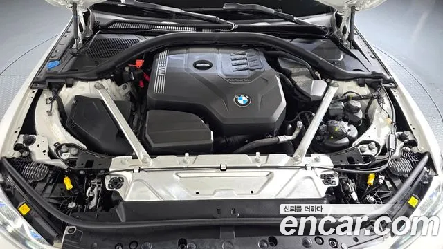 BMW 4 Series G22 — Фото автомобиля 9