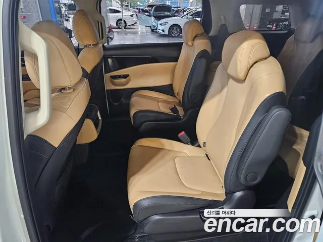Kia Carnival 4th Gen — Фото автомобиля 17