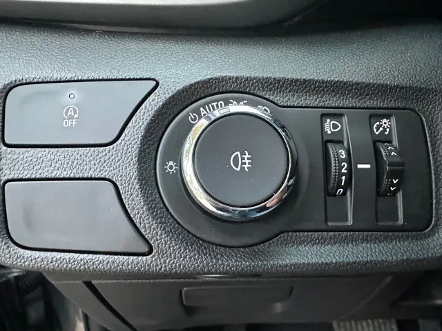 Chevrolet Orlando — Фото автомобиля 11