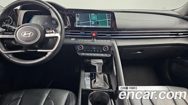 Hyundai Avante CN7 — Фото автомобиля 16