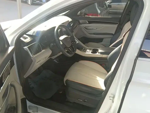 BYD Song PLUS — Фото автомобиля 15