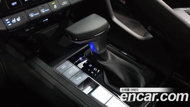 Hyundai Avante CN7 — Фото автомобиля 9